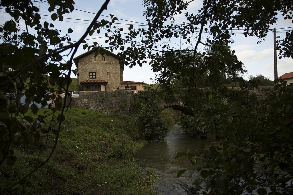 Toñanes Trisileja En Puente Romano מראה חיצוני תמונה